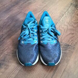 Nike Air Zoom Pegasus 35 PRM Women's Sneakers  Size 8